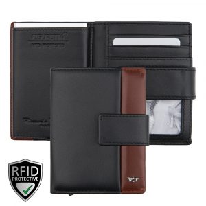 Riccardo Ferducci_023940 021_Cardprotector