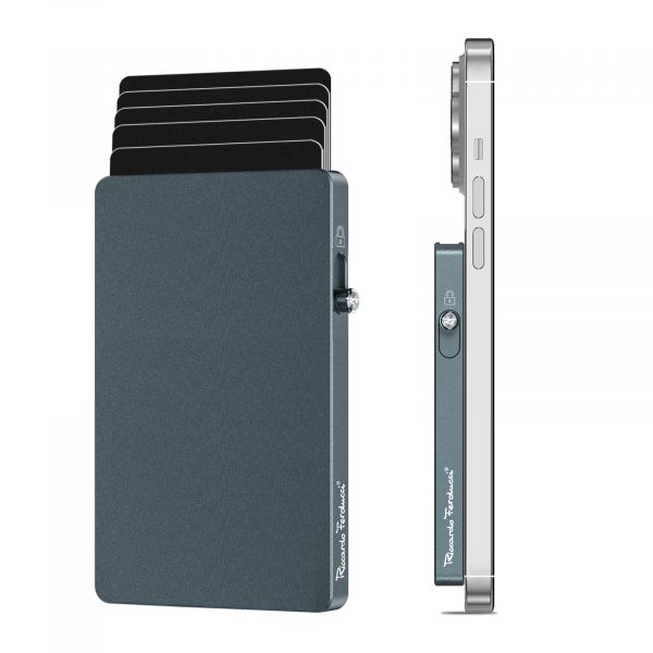 Riccardo Ferducci_078999 007_RF SafeBox_Metall_blau_Unisex_2