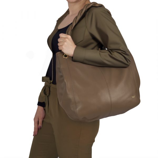 Riccardo Ferducci_018412 045_Hobo bag mit LED-Licht-Fach_Leder_beige_Damen_5