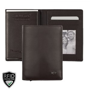 Riccardo Ferducci_023910 001_Cardprotector