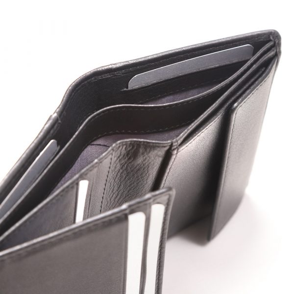 Hochformat_Leder_schwarz_Unisex_1