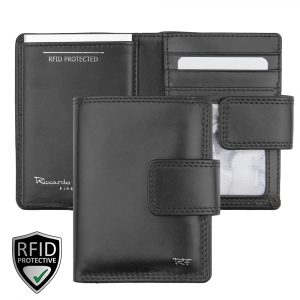 Riccardo Ferducci_033940 002_Cardprotector