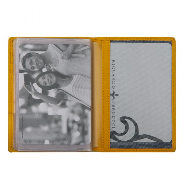 Riccardo Ferducci_023250 020_Ausweisetui